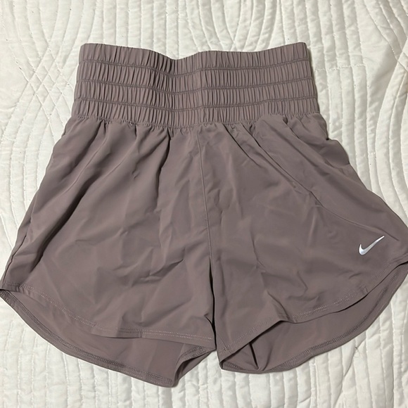 Ultra High Rise Nike Training Shorts - Picture 1 of 6